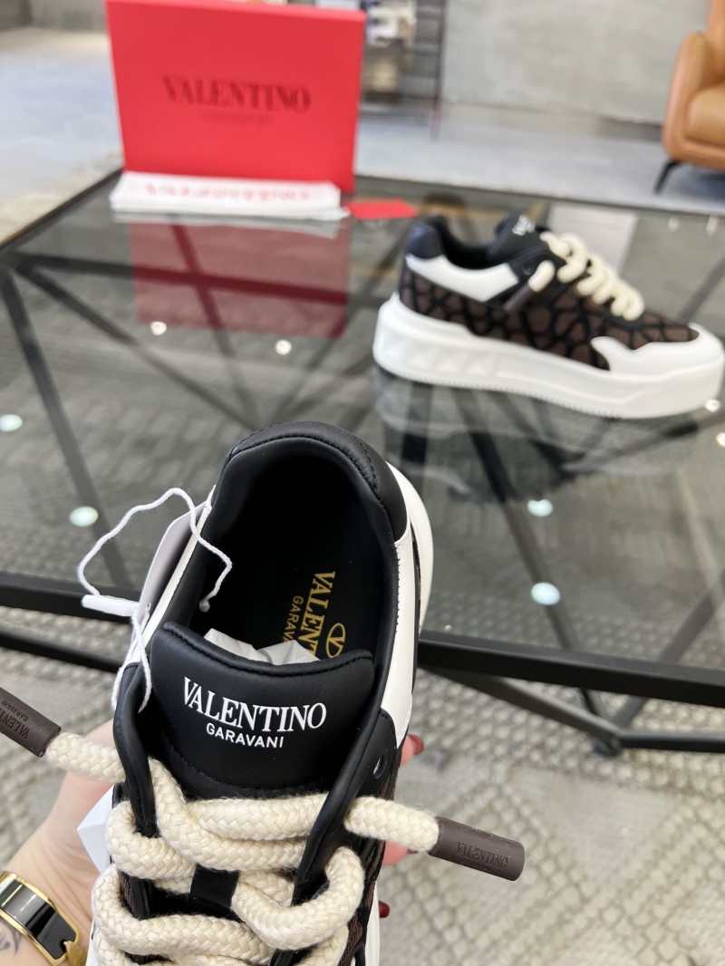 Valentino Sneakers